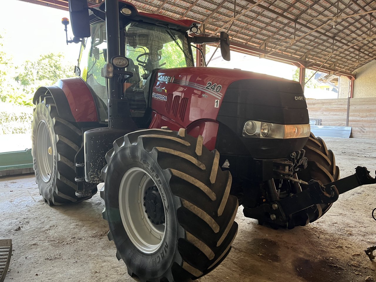 Traktor des Typs Case IH Puma 240 cvx, Gebrauchtmaschine in VERT TOULON (Bild 2)