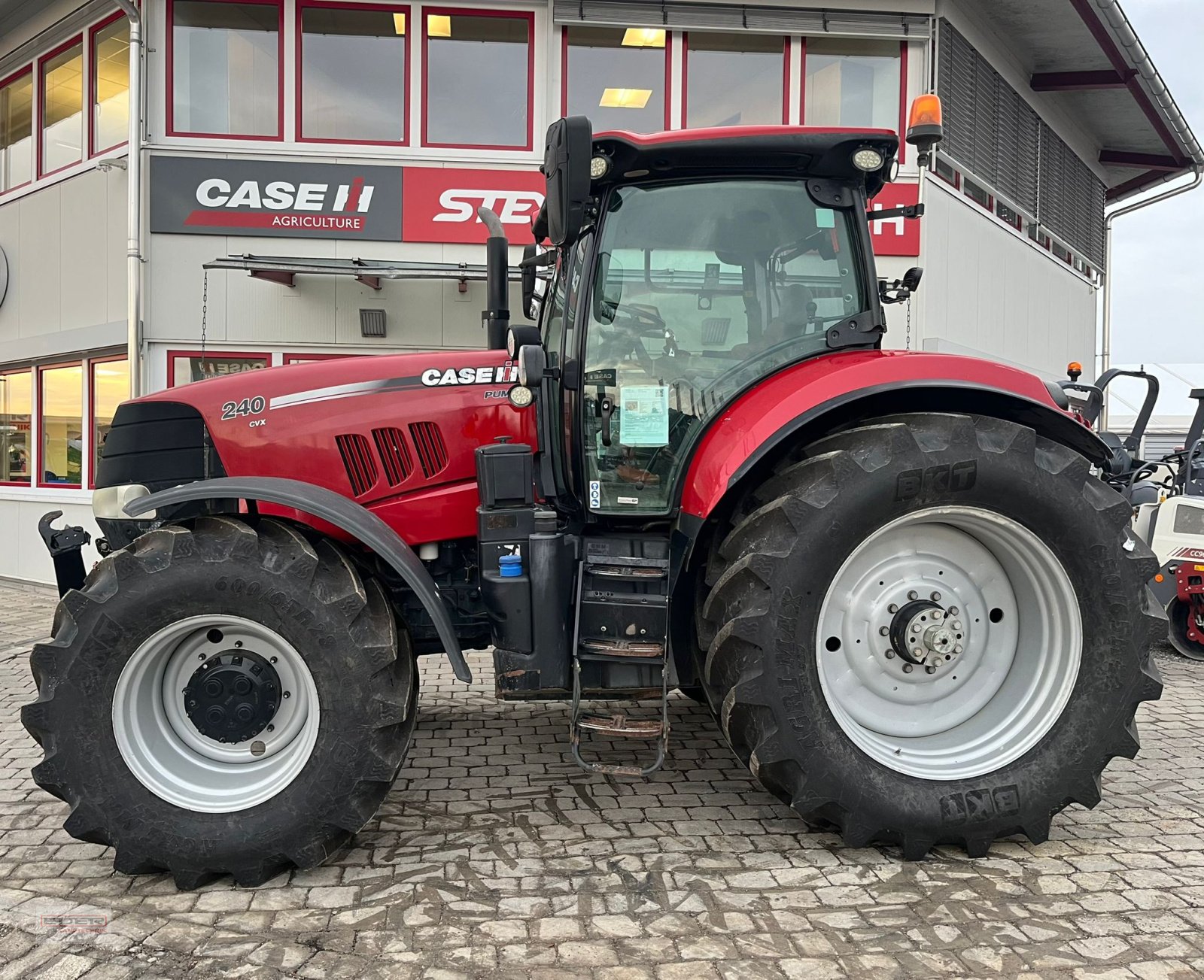 Traktor типа Case IH Puma 240 CVX, Gebrauchtmaschine в Tuntenhausen (Фотография 5)