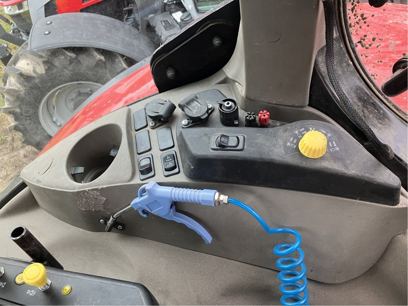 Traktor des Typs Case IH Puma 240 CVX, Gebrauchtmaschine in Wittingen (Bild 4)