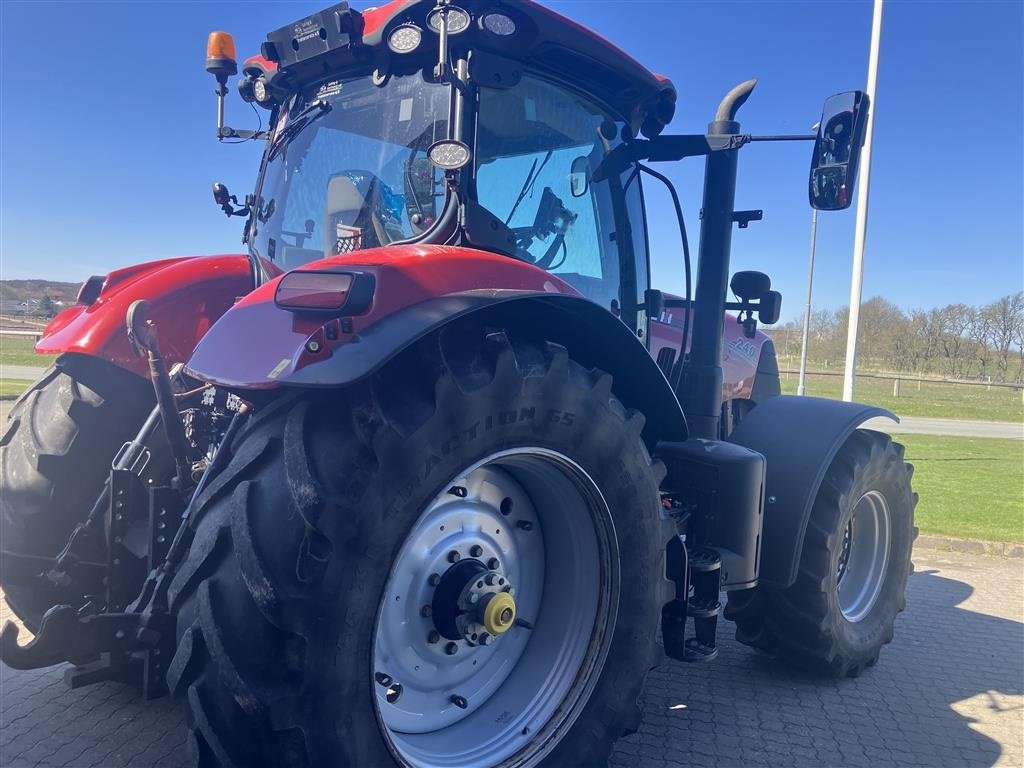 Traktor of the type Case IH PUMA 240 CVXDRIVE, Gebrauchtmaschine in Hurup Thy (Picture 7)