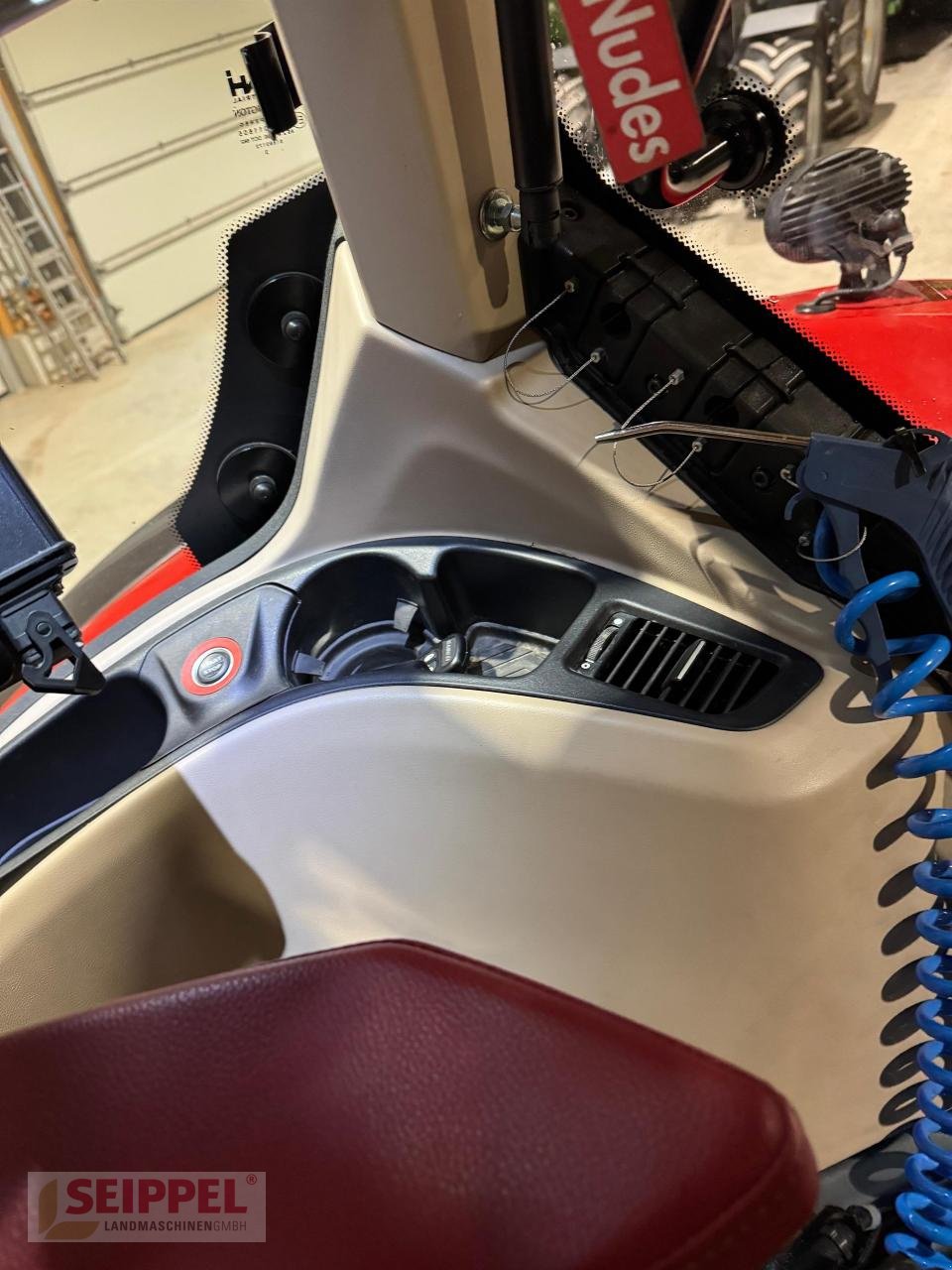 Traktor of the type Case IH PUMA 260 CVX AFS, Gebrauchtmaschine in Groß-Umstadt (Picture 13)