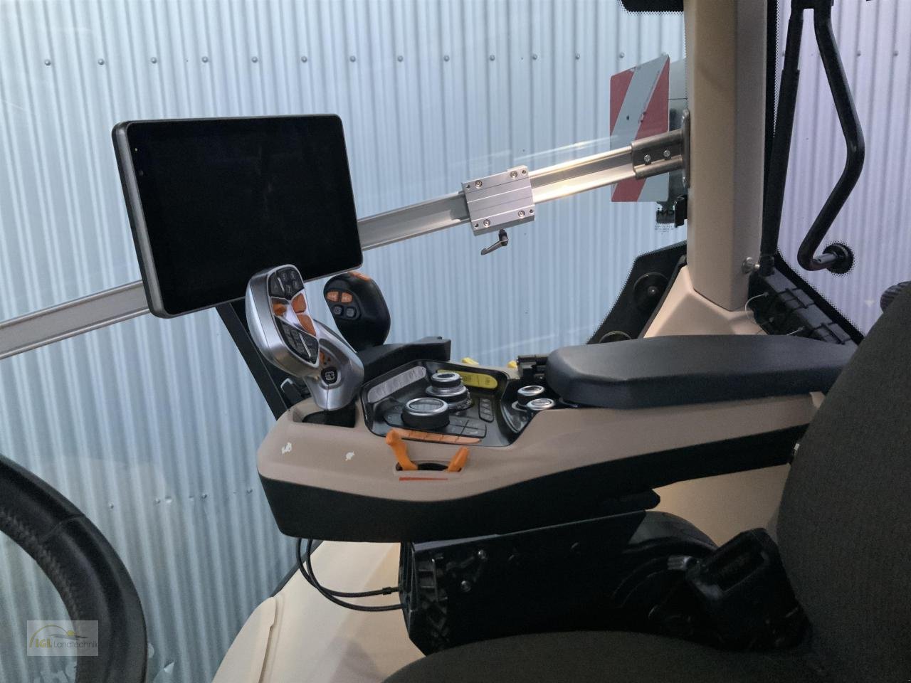 Traktor des Typs Case IH PUMA 260 CVXDRIVE, Gebrauchtmaschine in Pfreimd (Bild 12)