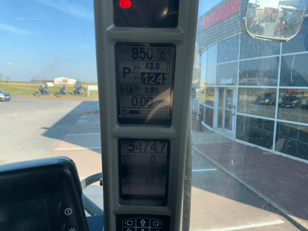 Traktor vrste Case IH PUMA CVX 160, Gebrauchtmaschine v CINTHEAUX (Slika 11)