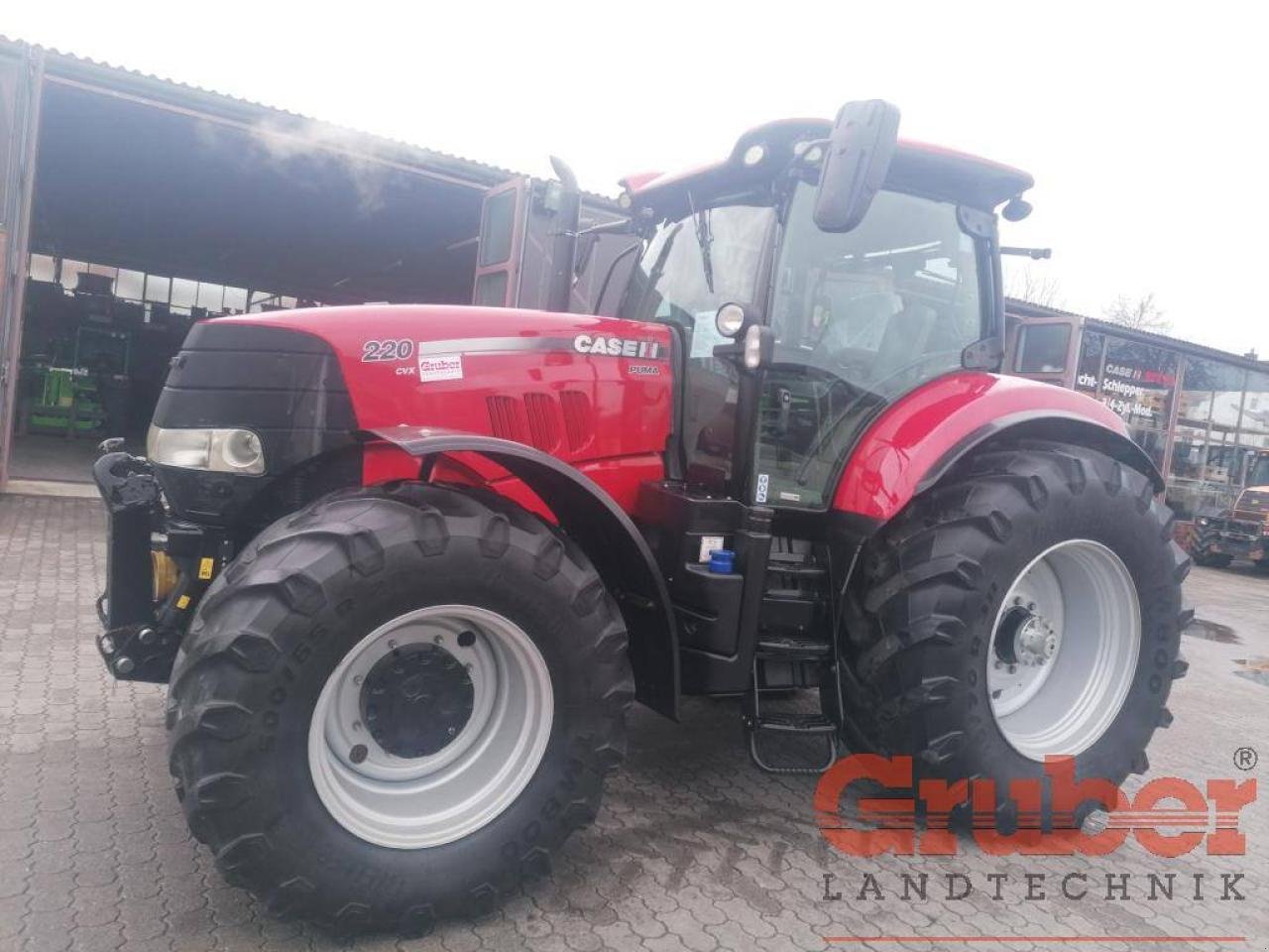 Traktor от тип Case IH Puma CVX 220 Hi-eSCR, Gebrauchtmaschine в Ampfing (Снимка 1)