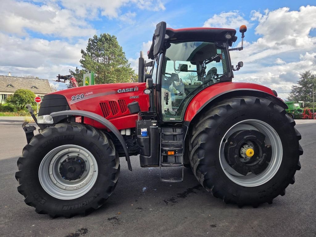 Traktor типа Case IH PUMA CVX 220, Gebrauchtmaschine в BRECEY (Фотография 2)