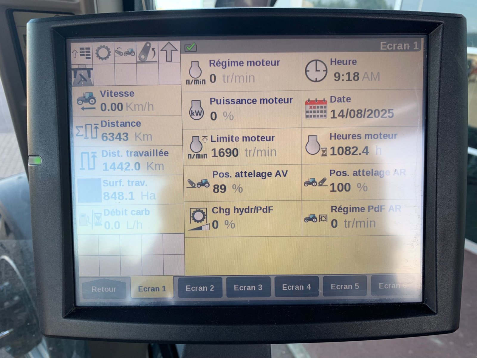 Traktor του τύπου Case IH PUMA CVX 240, Gebrauchtmaschine σε CINTHEAUX (Φωτογραφία 9)