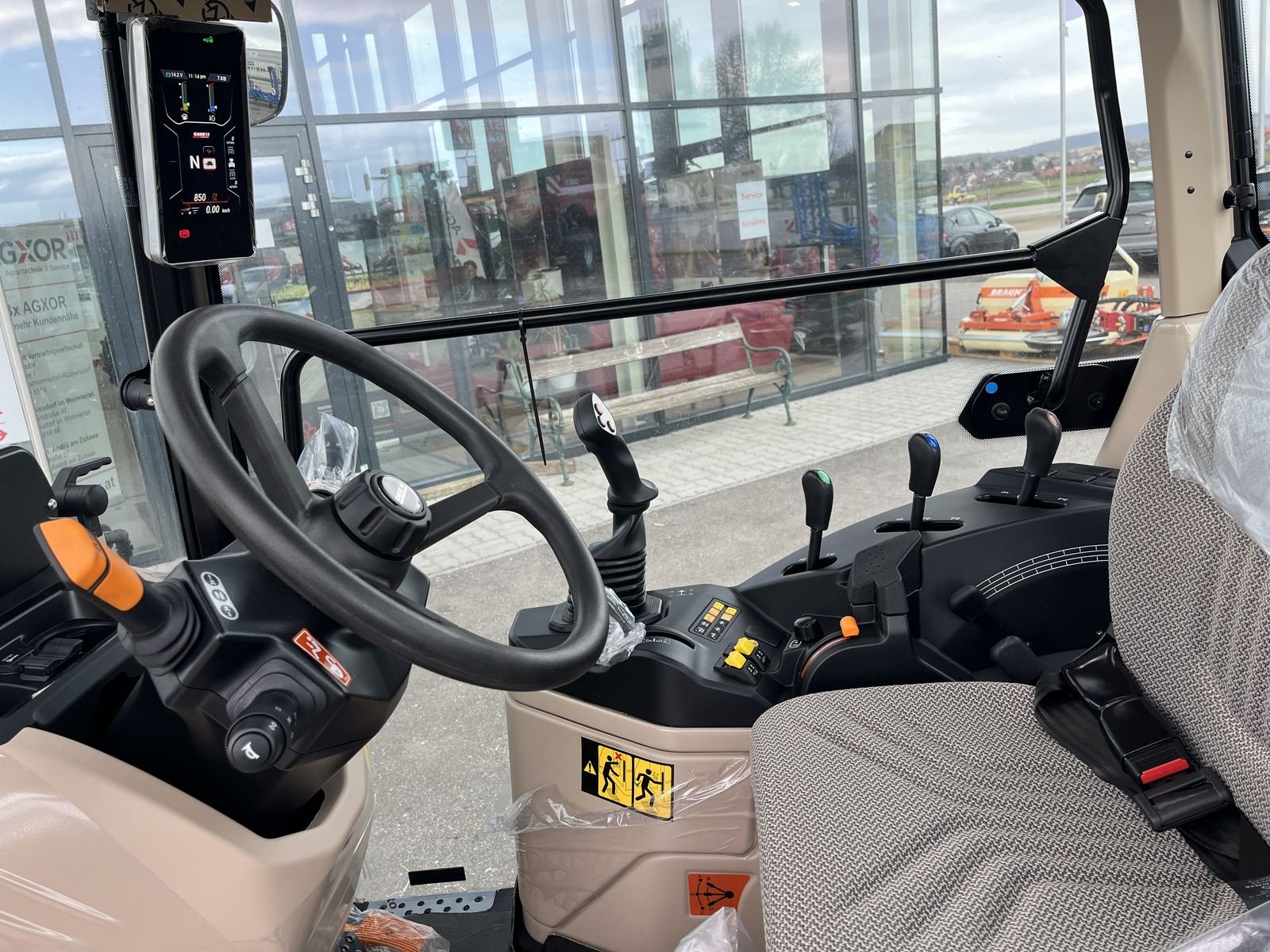 Traktor del tipo Case IH QUANTUM 80N, Neumaschine In Harmannsdorf (Immagine 29)