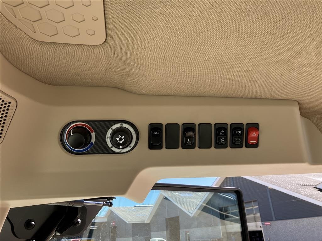 Traktor от тип Case IH Quantum 80N, Gebrauchtmaschine в Spøttrup (Снимка 23)