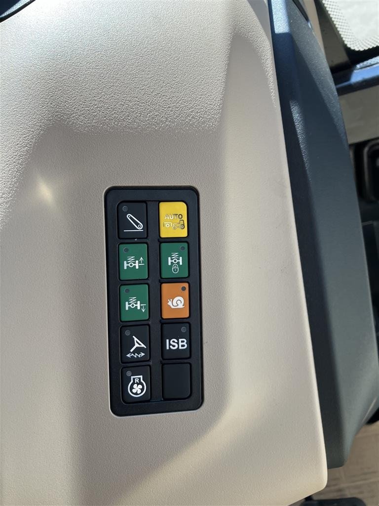 Traktor от тип Case IH Quantum 80N, Gebrauchtmaschine в Spøttrup (Снимка 21)