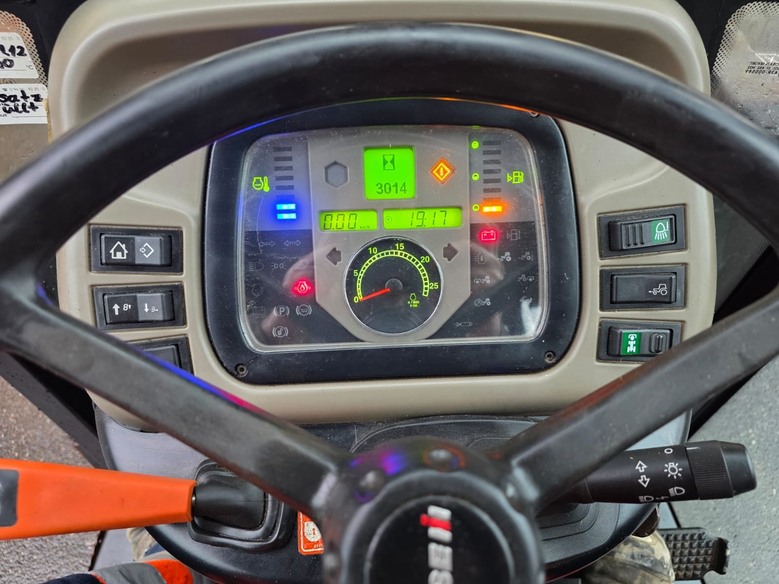 Traktor des Typs Case IH Quantum 95 N, Gebrauchtmaschine in Flossenbürg (Bild 3)