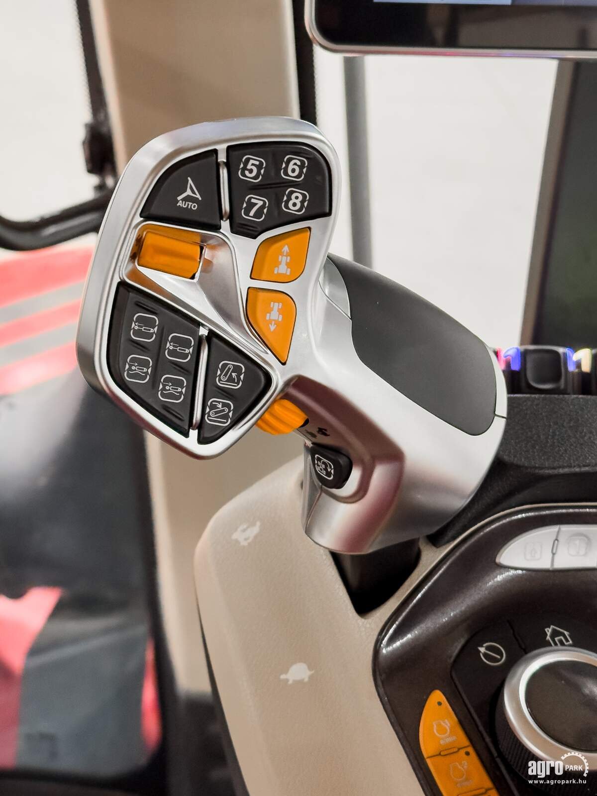 Traktor типа Case IH Steiger 500 16/2 Powershift 40 km/h, cab suspension, AFS Vector Pro Base with RTK activation, 900/60R42 tires, Gebrauchtmaschine в Csengele (Фотография 13)