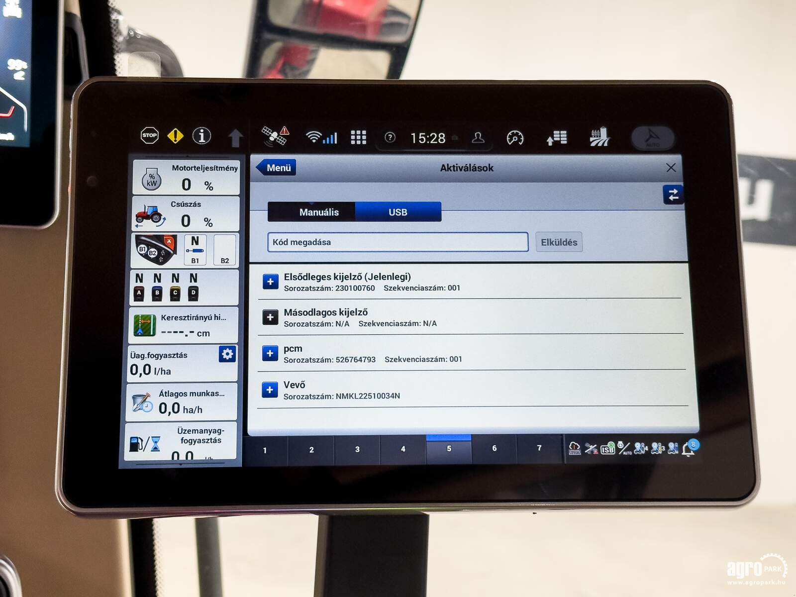 Traktor типа Case IH Steiger 500 16/2 Powershift 40 km/h, cab suspension, AFS Vector Pro Base with RTK activation, 900/60R42 tires, Gebrauchtmaschine в Csengele (Фотография 24)