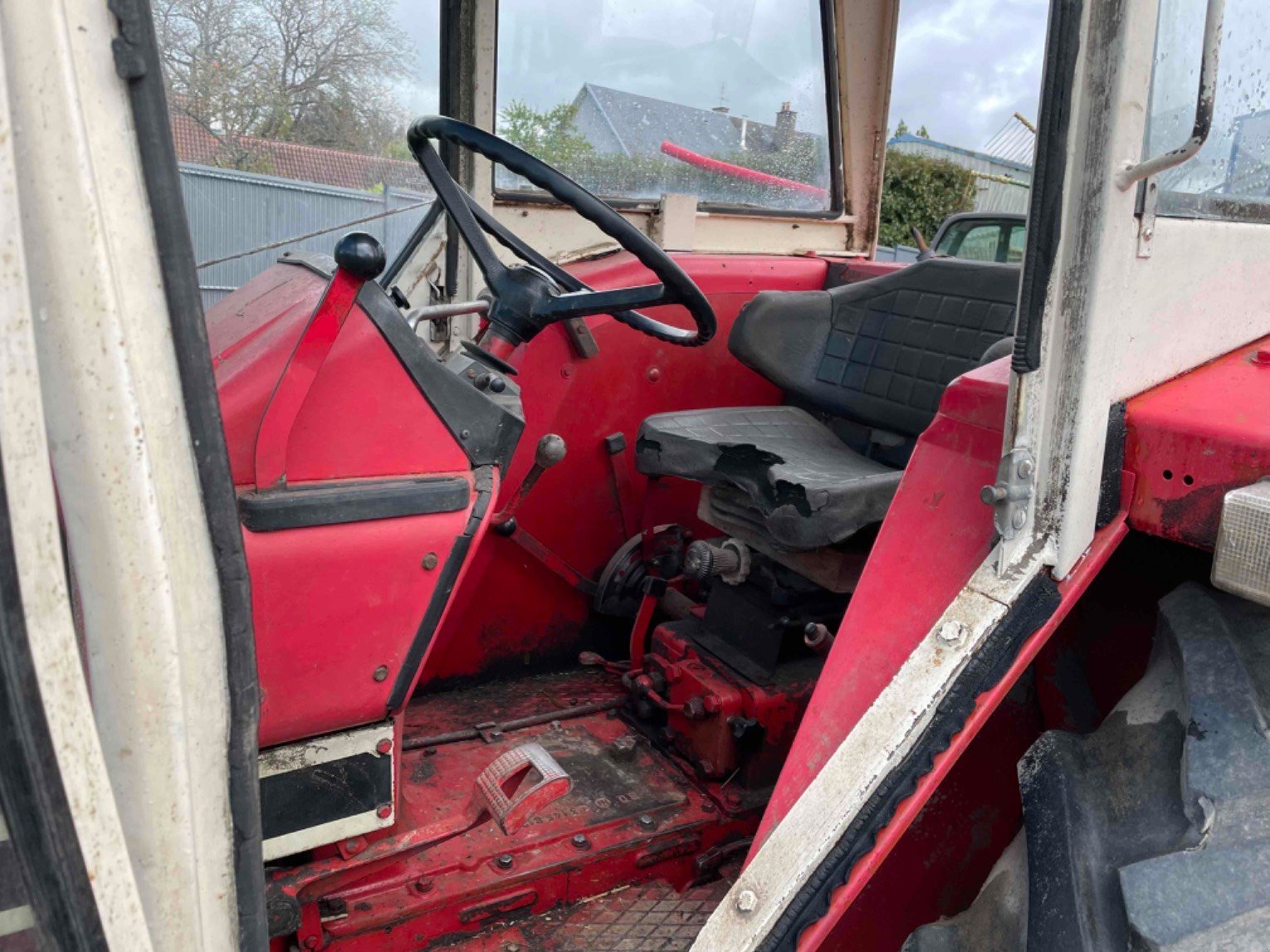 Traktor des Typs Case IH Tracteur agricole IH644 IH, Gebrauchtmaschine in LA SOUTERRAINE (Bild 7)
