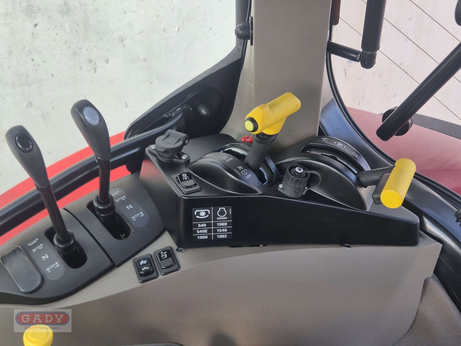 Traktor des Typs Case IH Vestrum 130 AD8 (MY23), Neumaschine in Lebring (Bild 10)