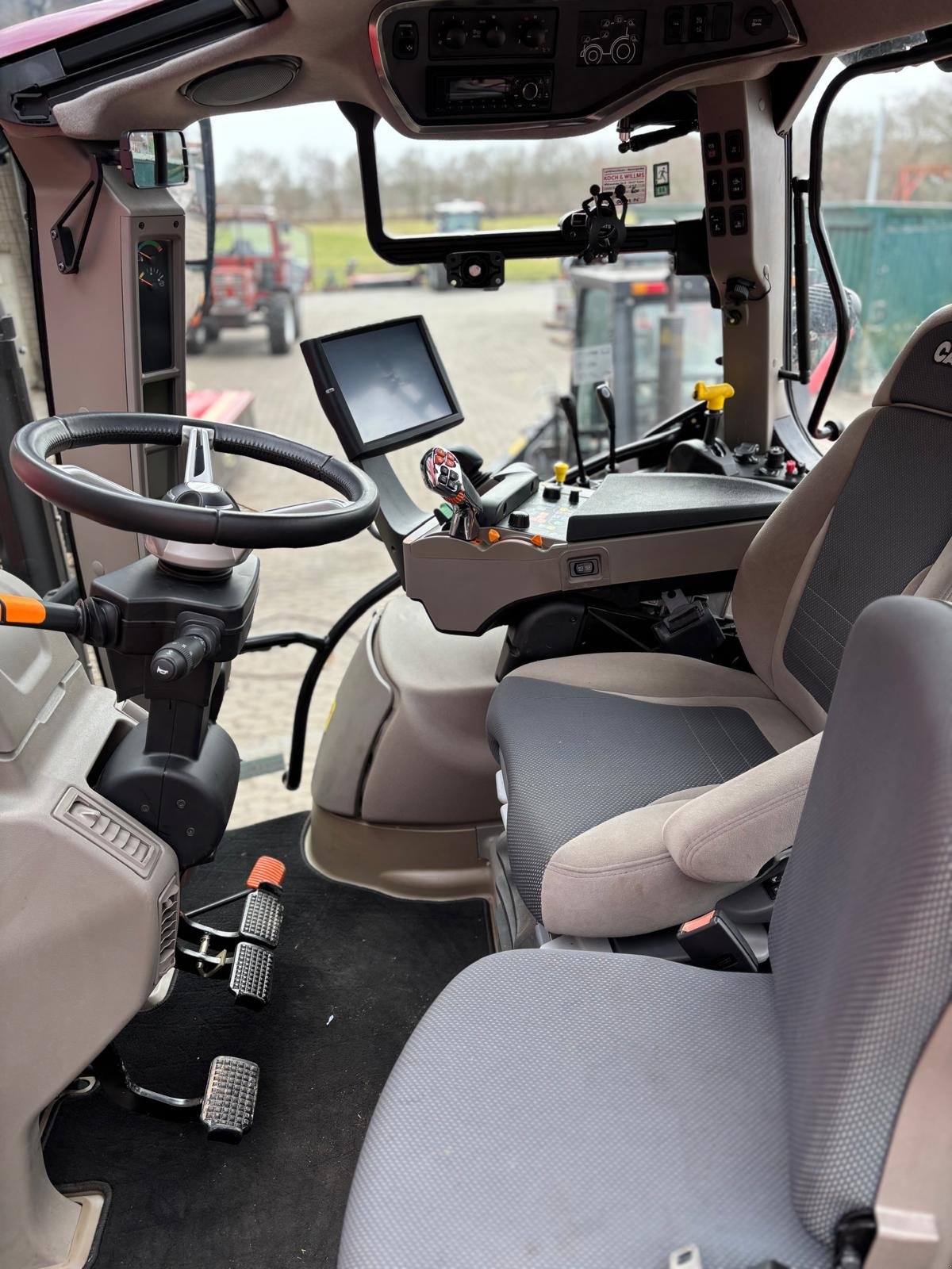 Traktor of the type Case IH Vestrum 130 CVX, Gebrauchtmaschine in Esens (Picture 9)