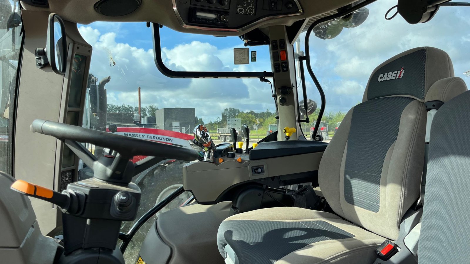 Traktor типа Case IH Vestrum 130CVX, Gebrauchtmaschine в Sakskøbing (Фотография 9)