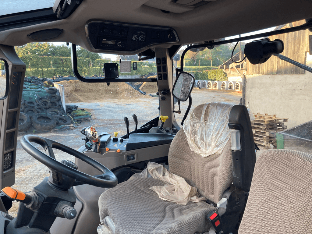 Traktor del tipo Case IH VESTRUM CVXDRIVE 120, Gebrauchtmaschine In ISIGNY-LE-BUAT (Immagine 10)