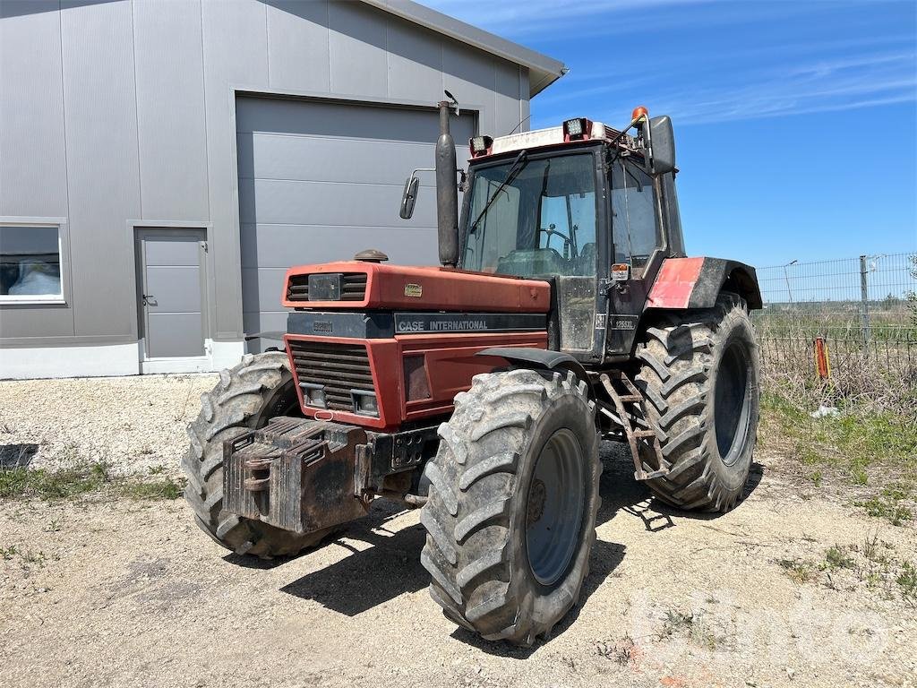Traktor za tip Case 1255 XL, Gebrauchtmaschine u Düsseldorf (Slika 1)