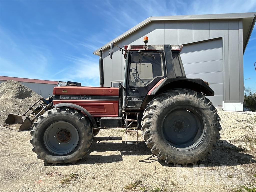 Traktor za tip Case 1255 XL, Gebrauchtmaschine u Düsseldorf (Slika 7)