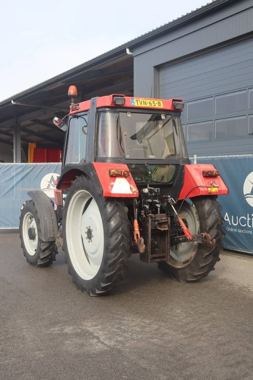 Traktor des Typs Case 4230, Gebrauchtmaschine in Antwerpen (Bild 4)