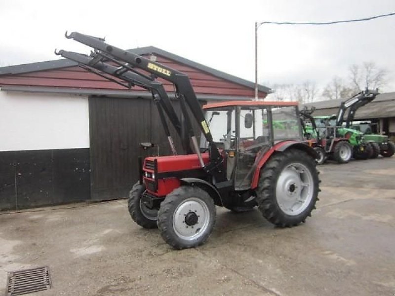 Traktor del tipo Case 733 A, Gebrauchtmaschine en Ziegenhagen (Imagen 1)