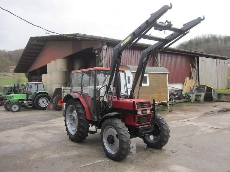 Traktor del tipo Case 733 A, Gebrauchtmaschine en Ziegenhagen (Imagen 2)