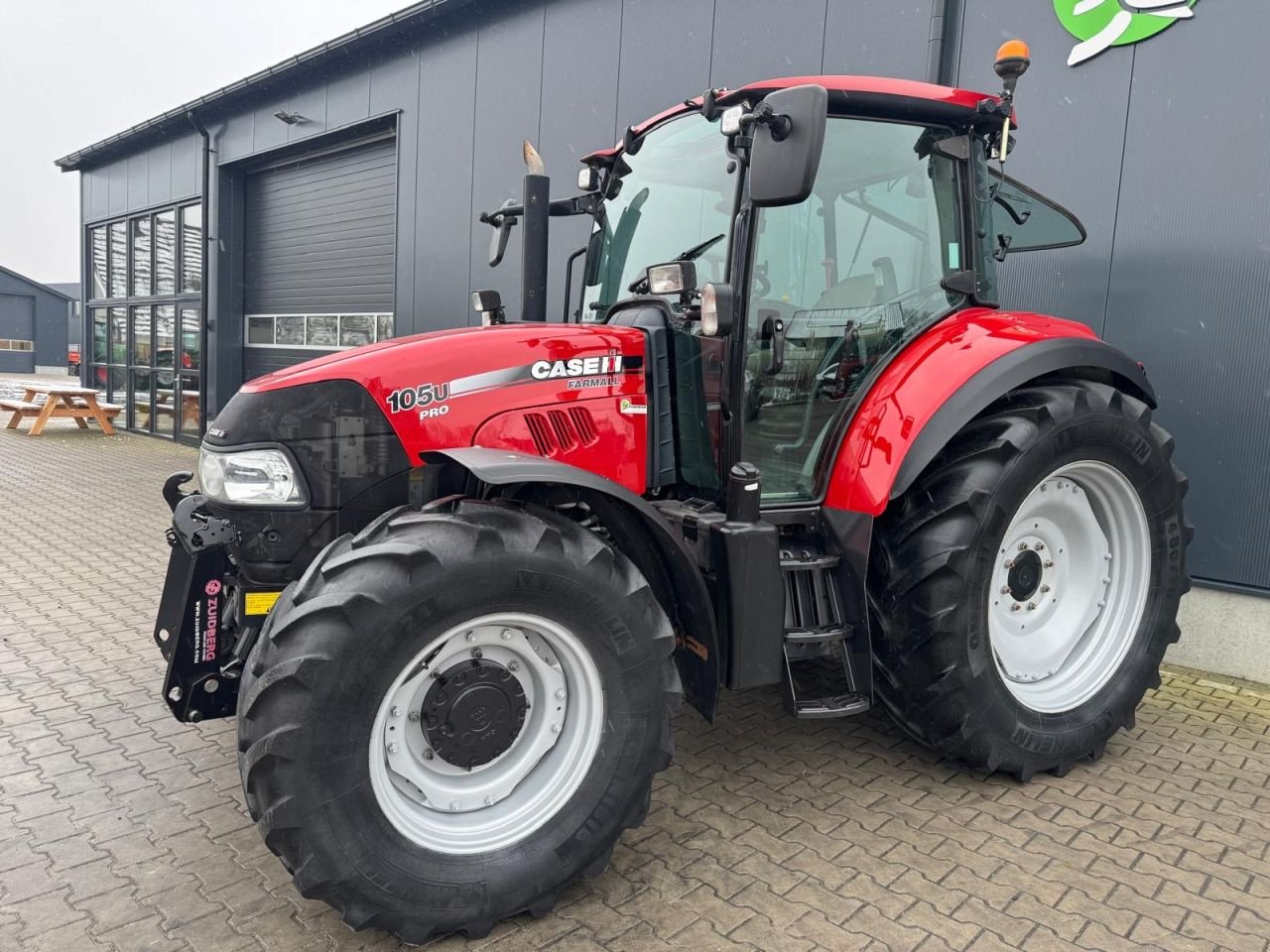 Traktor типа Case Farmall 105U PRO, Gebrauchtmaschine в Daarle (Фотография 2)