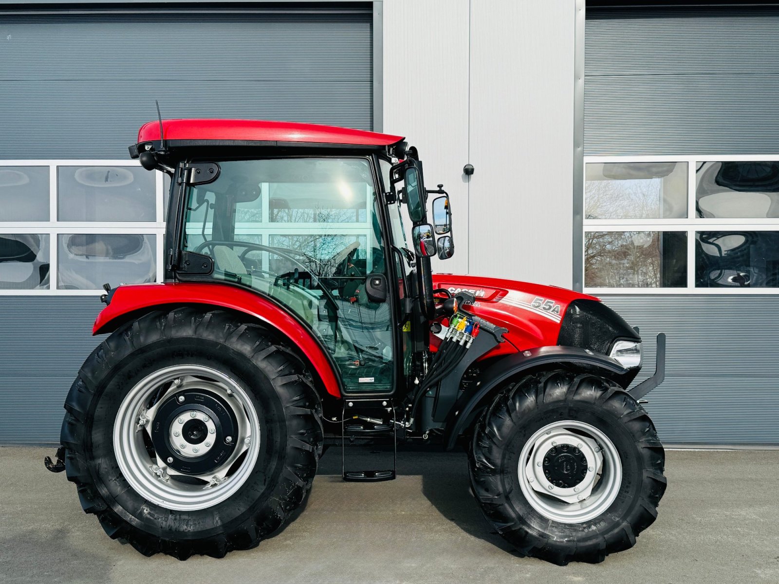 Traktor des Typs Case FARMALL 55A - FRONTLADER KONSOLEN, Gebrauchtmaschine in Falkenstein (Bild 3)