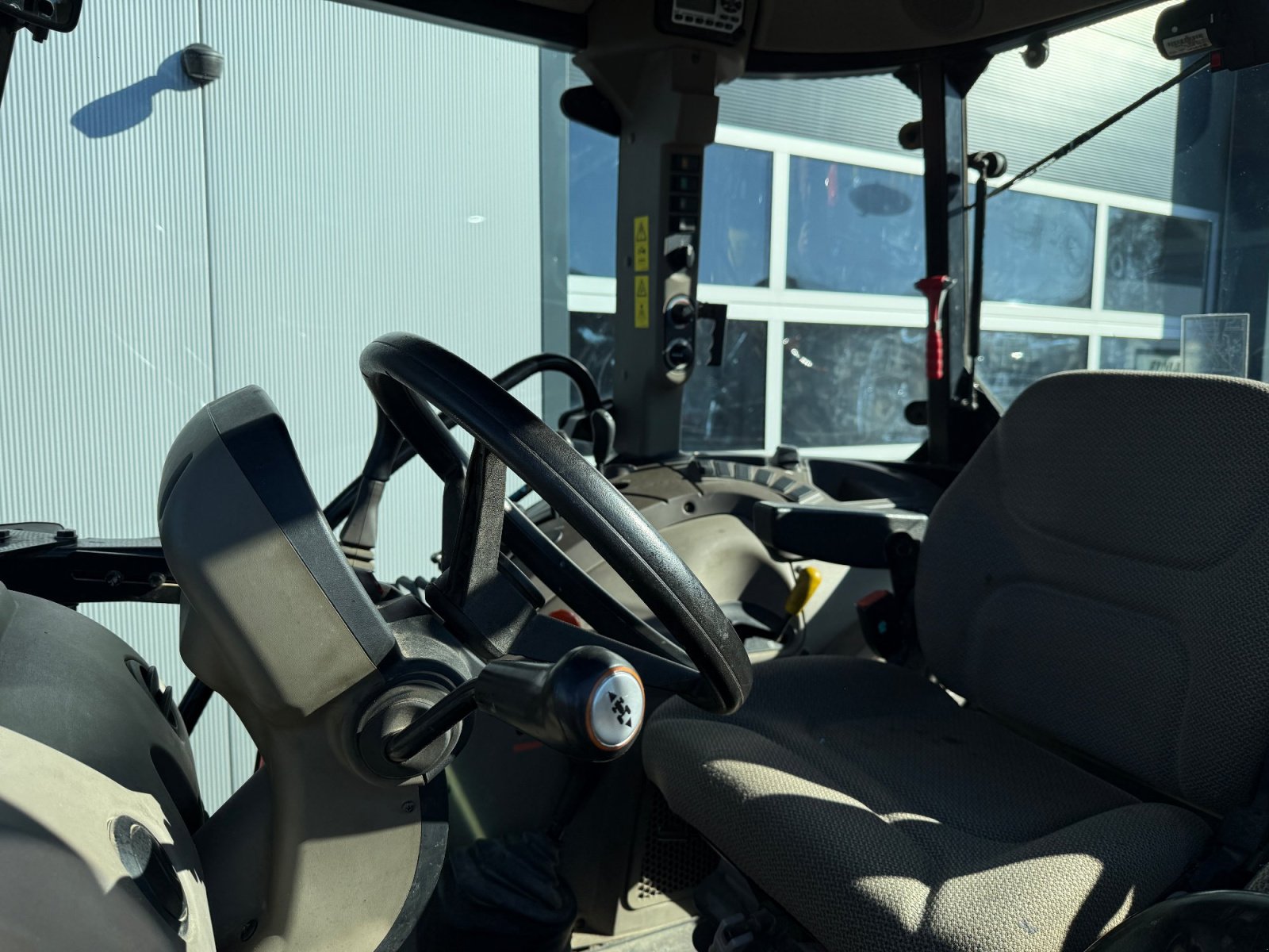 Traktor tip Case Farmall 55C - FRONTLADER, Gebrauchtmaschine in Falkenstein (Poză 7)