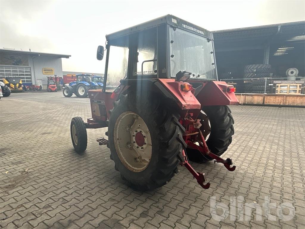 Traktor za tip Case IHC 744, Gebrauchtmaschine u Düsseldorf (Slika 3)