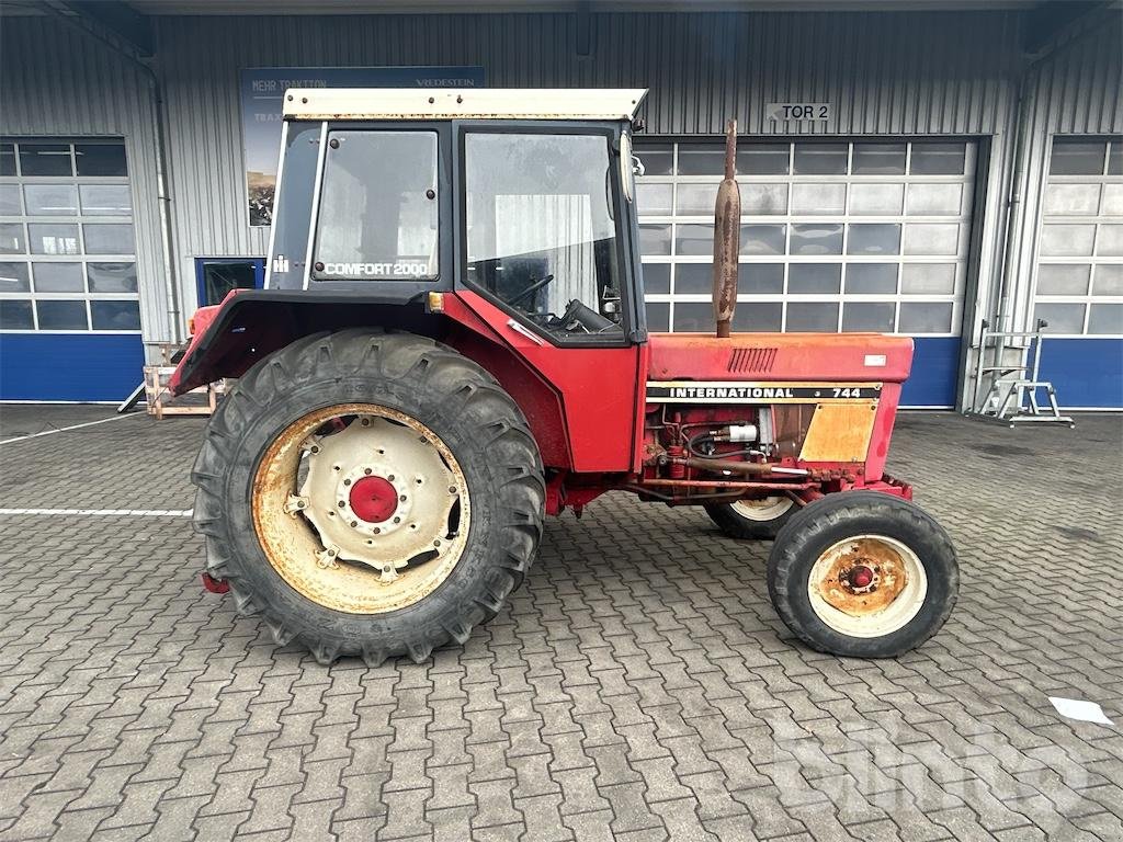 Traktor za tip Case IHC 744, Gebrauchtmaschine u Düsseldorf (Slika 8)