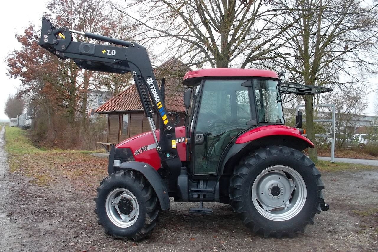 Traktor des Typs Case JX70, Gebrauchtmaschine in Salching (Bild 1)