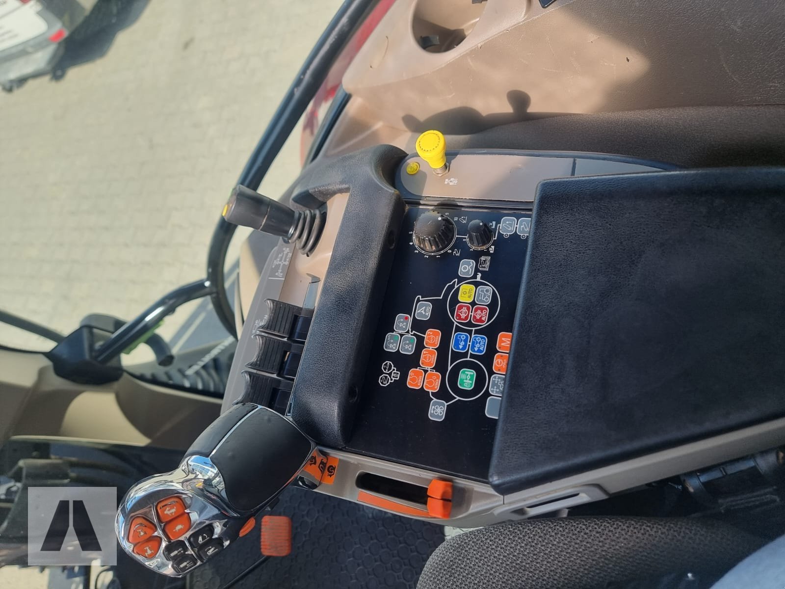 Traktor of the type Case Maxxum 110 CVX, Gebrauchtmaschine in Regensburg (Picture 14)