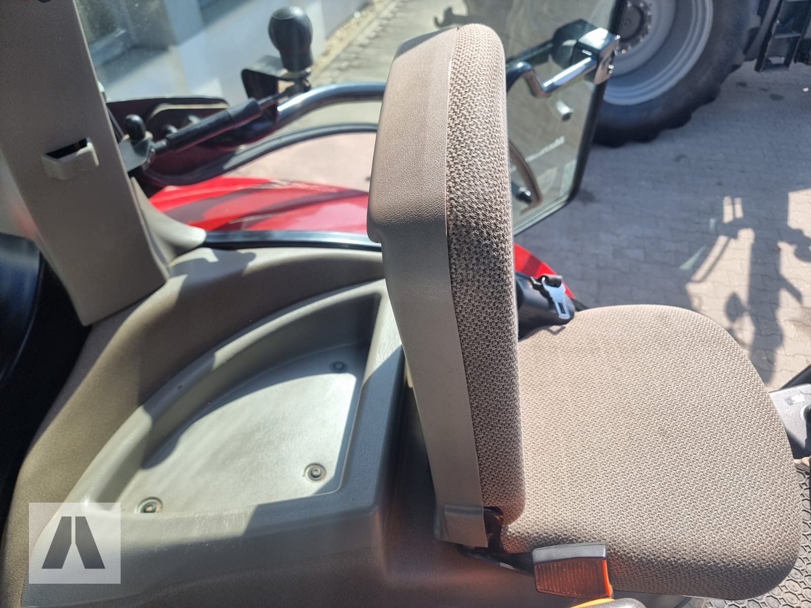 Traktor of the type Case Maxxum 110 CVX, Gebrauchtmaschine in Regensburg (Picture 21)