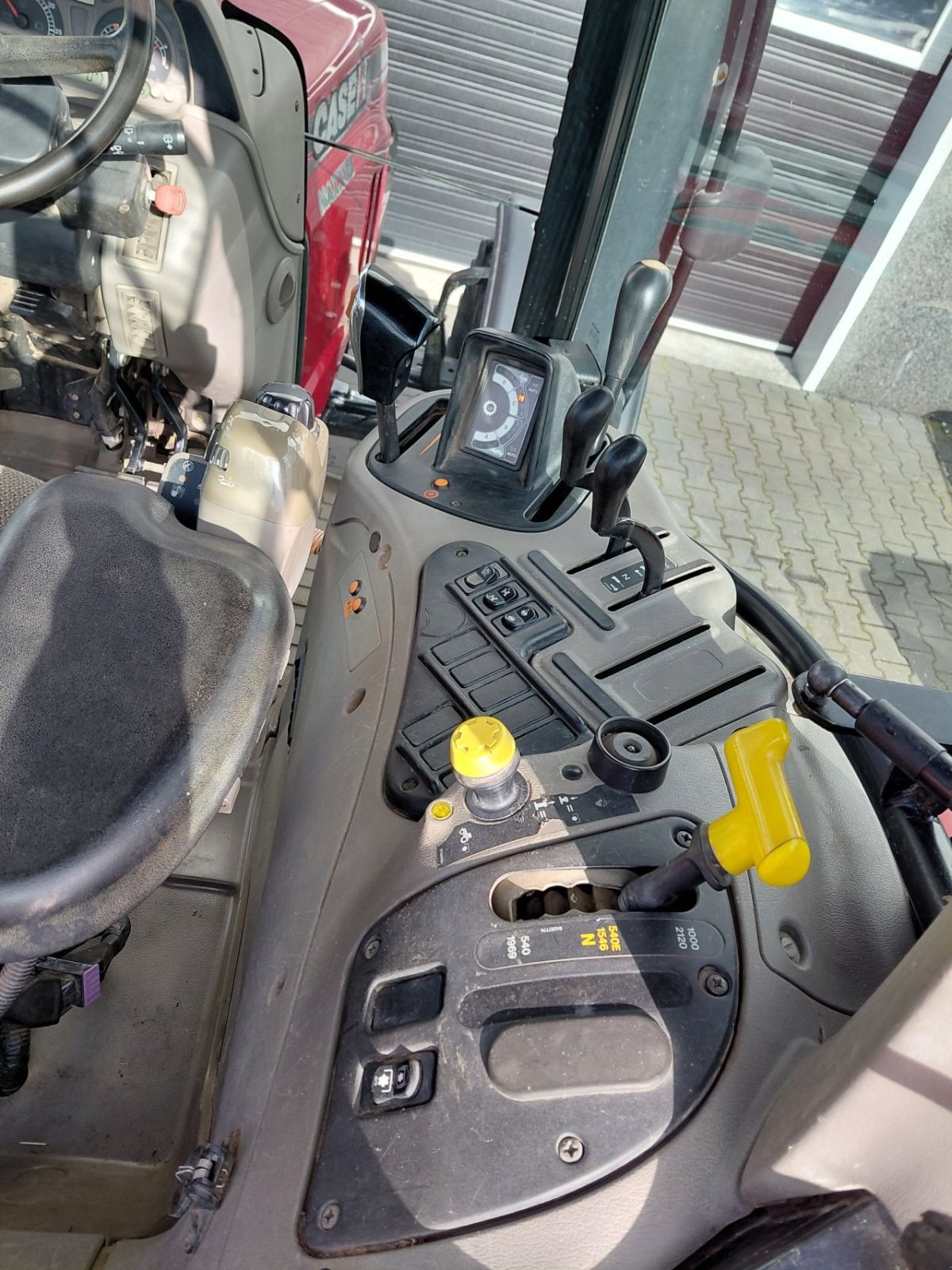 Traktor от тип Case Maxxum 140, Gebrauchtmaschine в Dongen (Снимка 10)