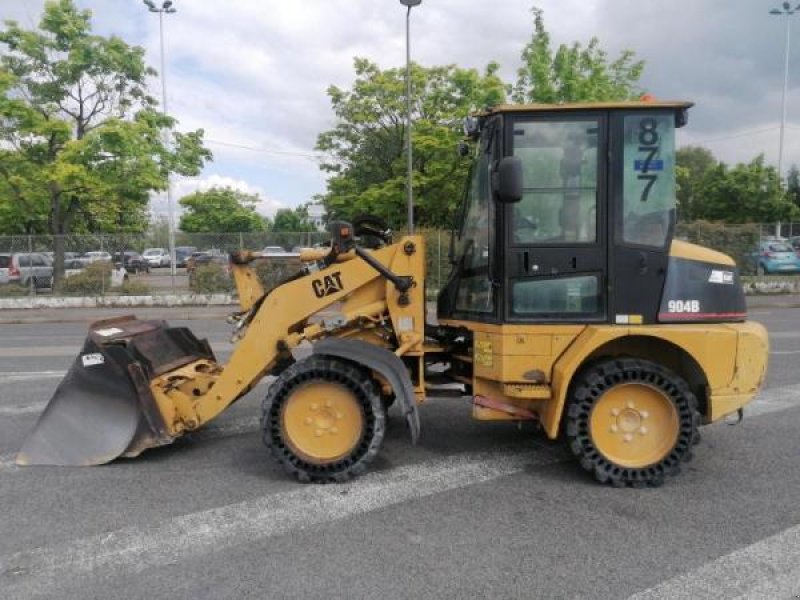 Traktor typu Caterpillar 904B, Gebrauchtmaschine v senlis (Obrázek 3)