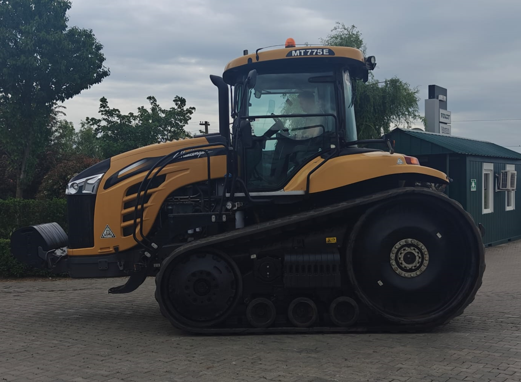 Traktor типа Challenger MT 775 E, Gebrauchtmaschine в Orţişoara (Фотография 2)