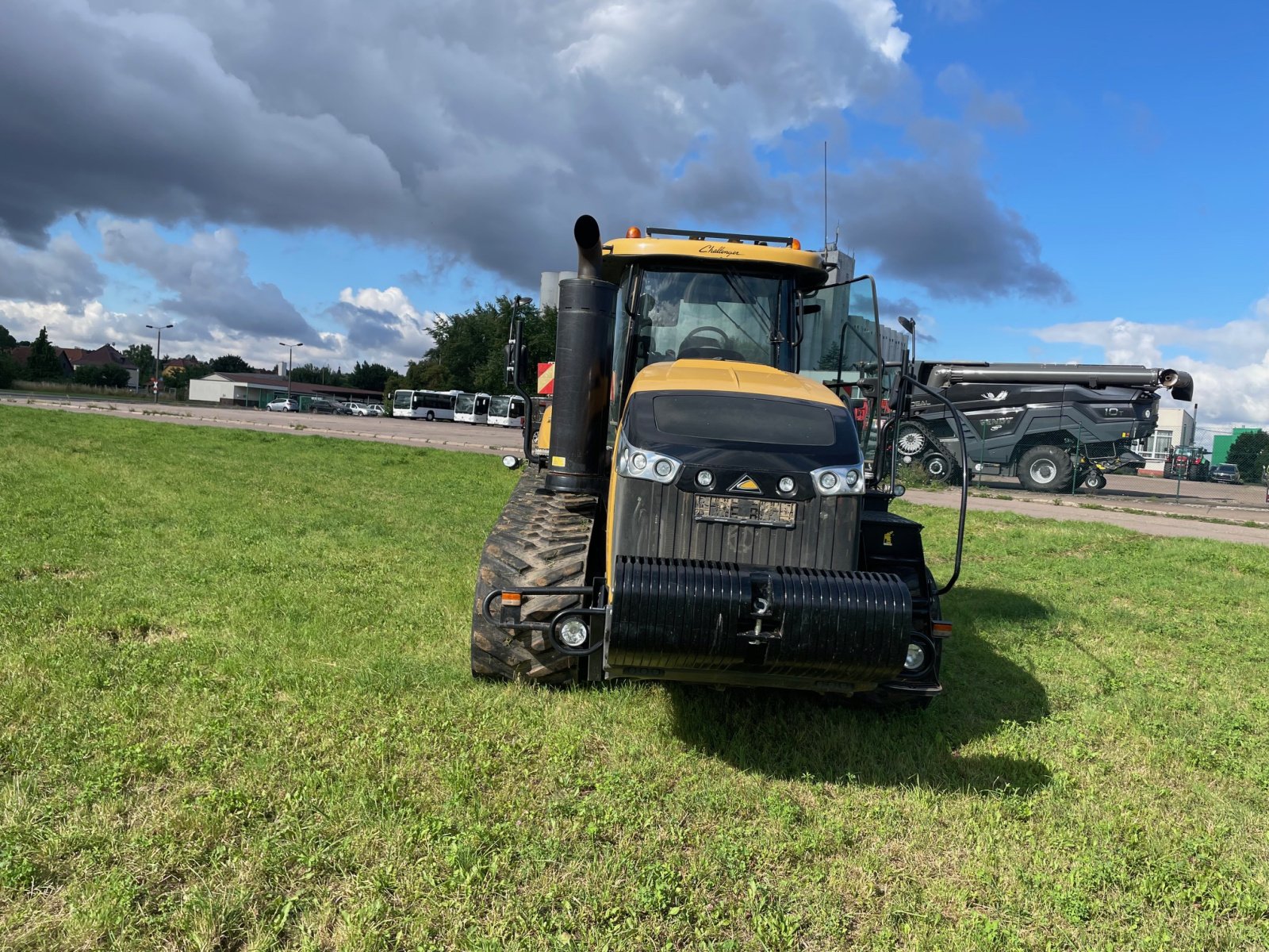 Challenger MT 875 E, Gebrauchtmaschine, Baujahr: 2016, Betriebsstunden: 6055 Stunden (Bild 3) Traktor des Typs Challenger MT 875 E, Gebrauchtmaschine in Ebeleben (Bild 3)