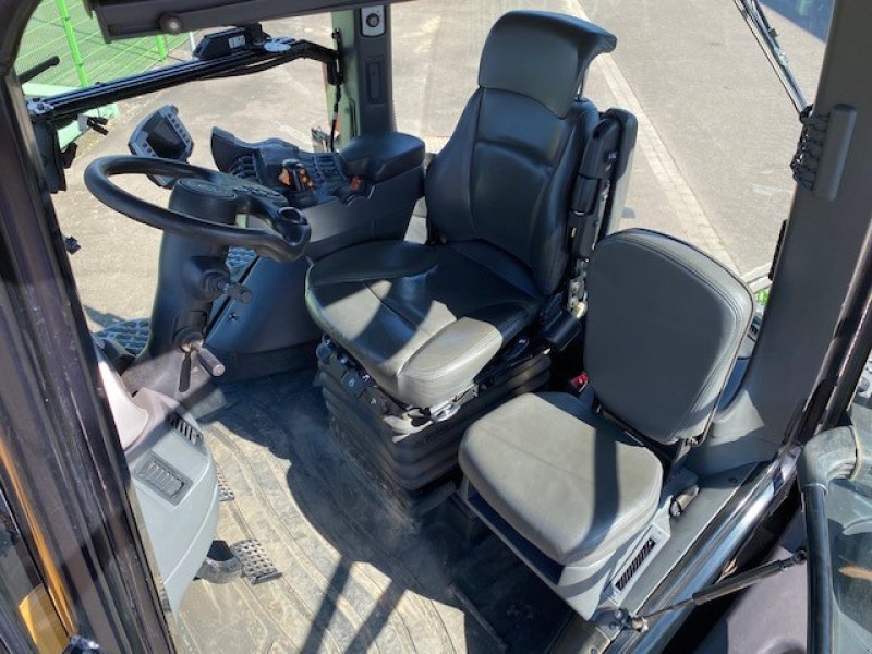 Traktor от тип Challenger MT 875E, Gebrauchtmaschine в Weinbergen-Bollstedt (Снимка 10)