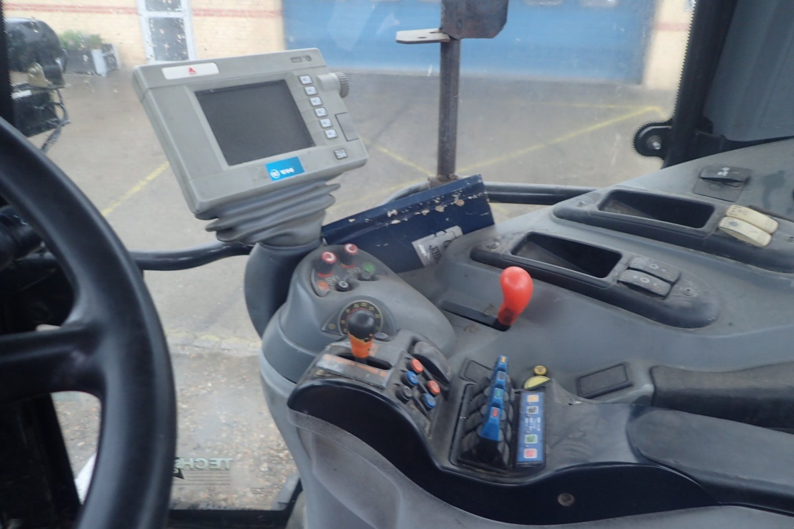 Traktor типа Challenger MT665B, Gebrauchtmaschine в Viborg (Фотография 11)