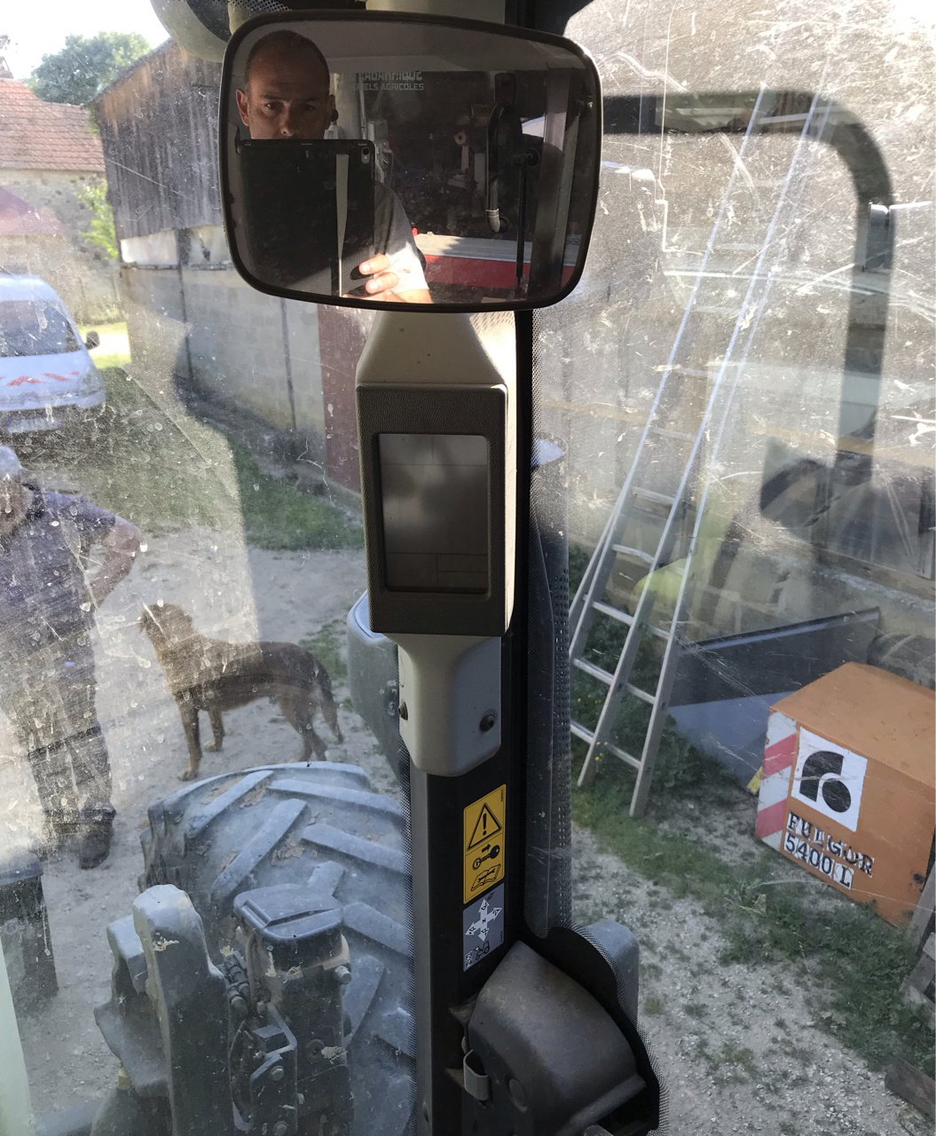 Traktor tip CLAAS 460 Arion, Gebrauchtmaschine in MORLHON LE HAUT (Poză 11)