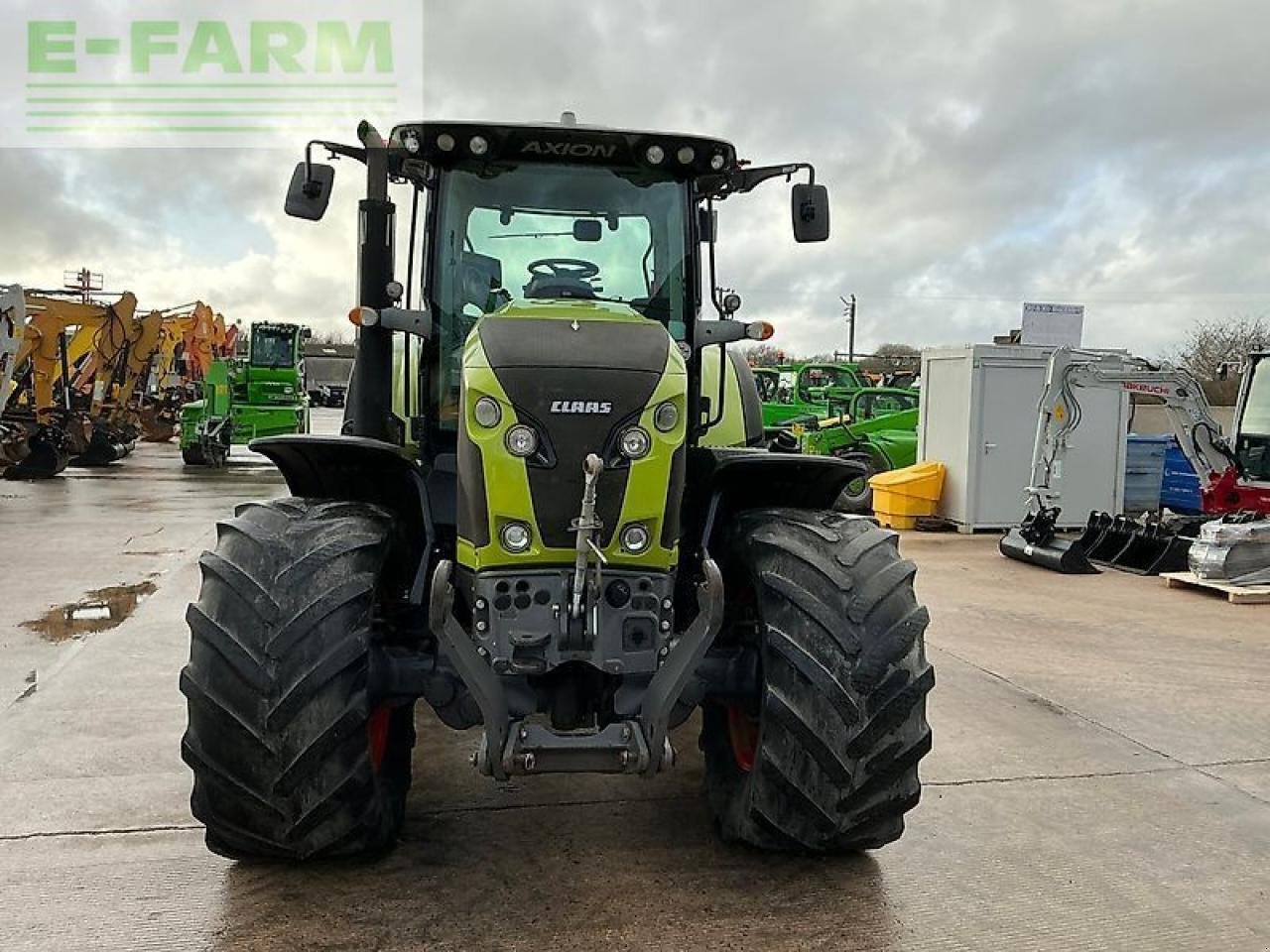 Traktor Türe ait CLAAS 810 axion tractor (st25759), Gebrauchtmaschine içinde SHAFTESBURY (resim 7)