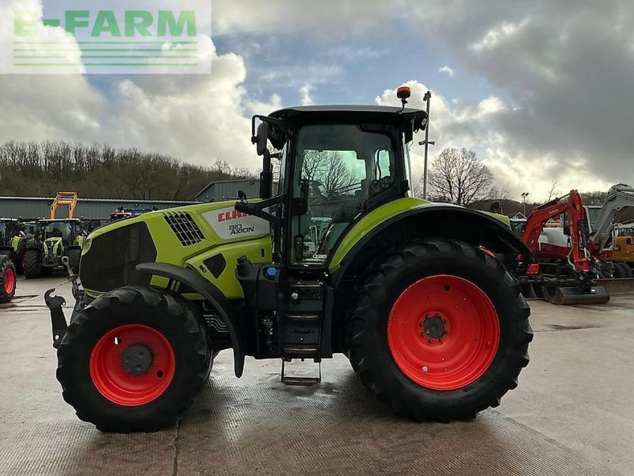 Traktor Türe ait CLAAS 810 axion tractor (st25759), Gebrauchtmaschine içinde SHAFTESBURY (resim 9)
