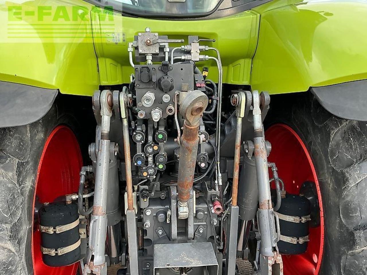 Traktor Türe ait CLAAS 810 axion tractor (st25759), Gebrauchtmaschine içinde SHAFTESBURY (resim 20)