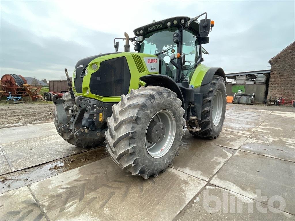 Traktor za tip CLAAS 850 AXION, Gebrauchtmaschine u Düsseldorf (Slika 1)