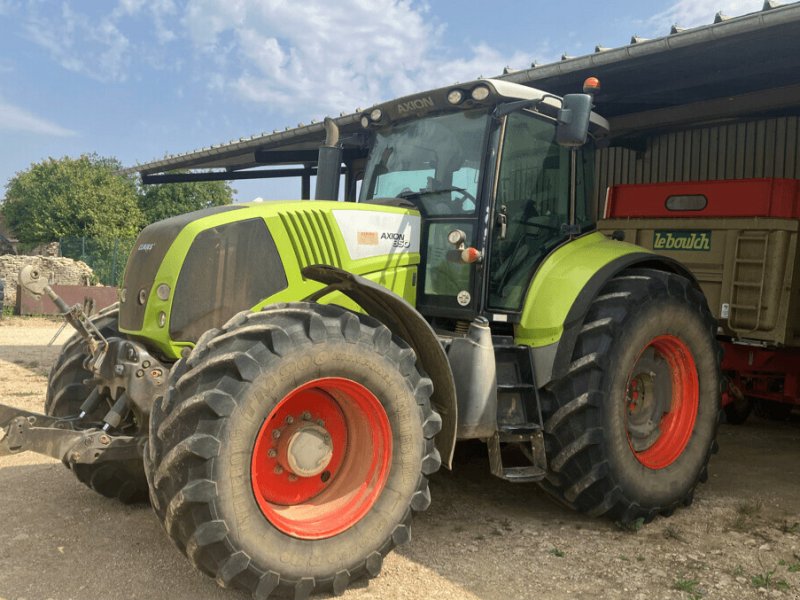 Traktor of the type CLAAS 850 CEBIS INTENSIVE, Gebrauchtmaschine in LAIGNES (Picture 1)