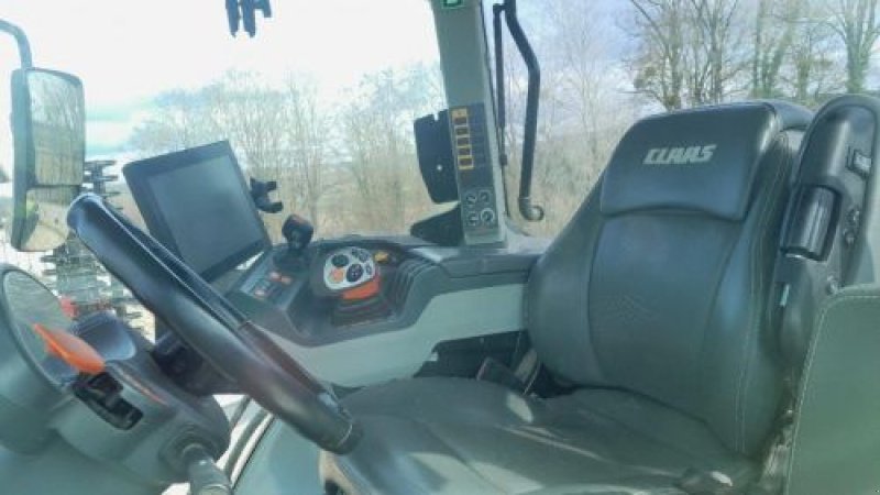 Traktor от тип CLAAS 870 CMATIC, Gebrauchtmaschine в Belleville sur Meuse (Снимка 9)