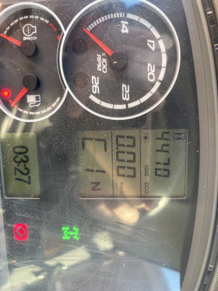 Traktor типа CLAAS AREON 620, Gebrauchtmaschine в Videbæk (Фотография 10)