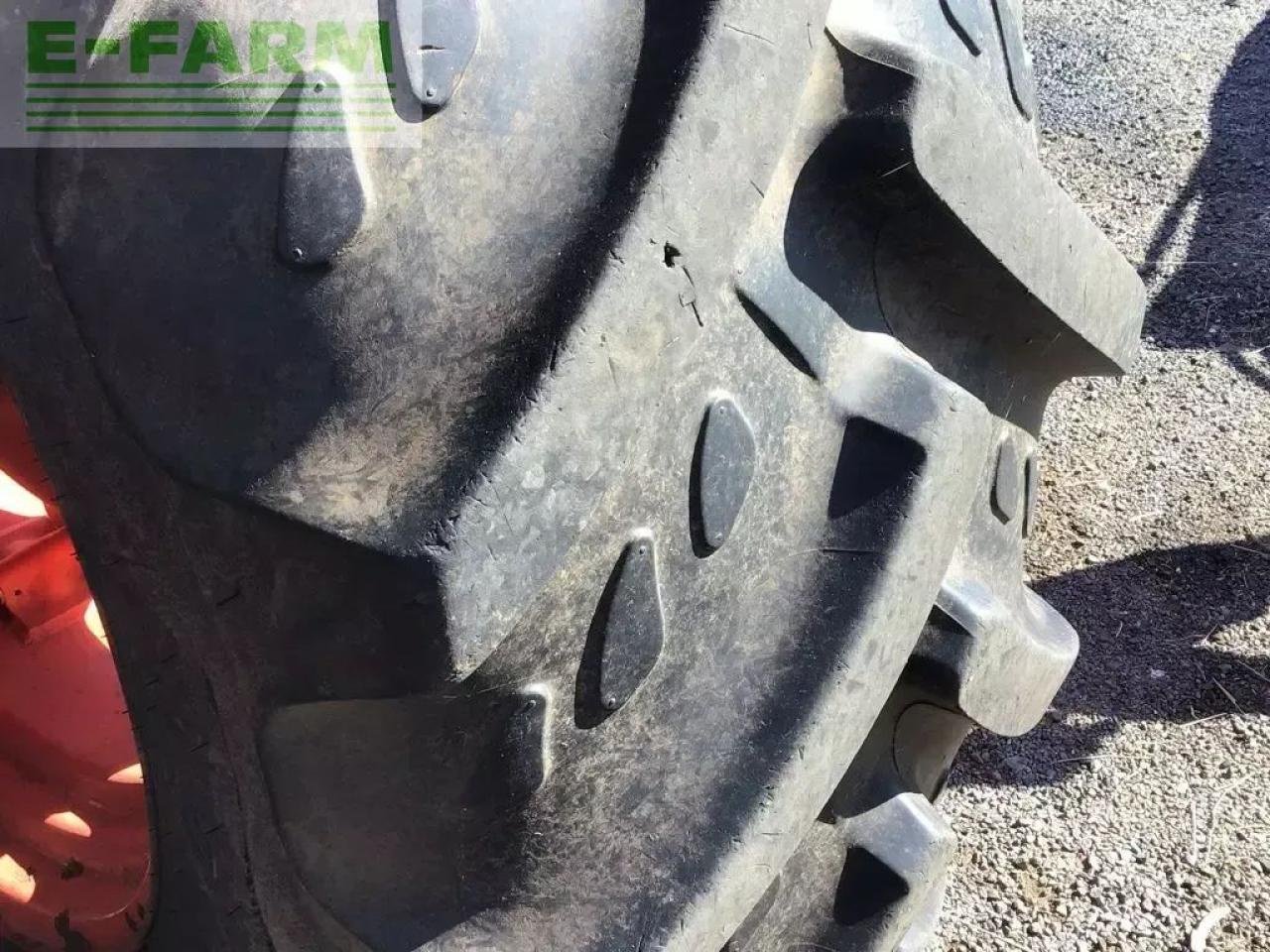 Traktor of the type CLAAS ares 557 atz ATZ, Gebrauchtmaschine in SAINTE-GENEVIÈVE-SUR-ARGENCE (Picture 4)