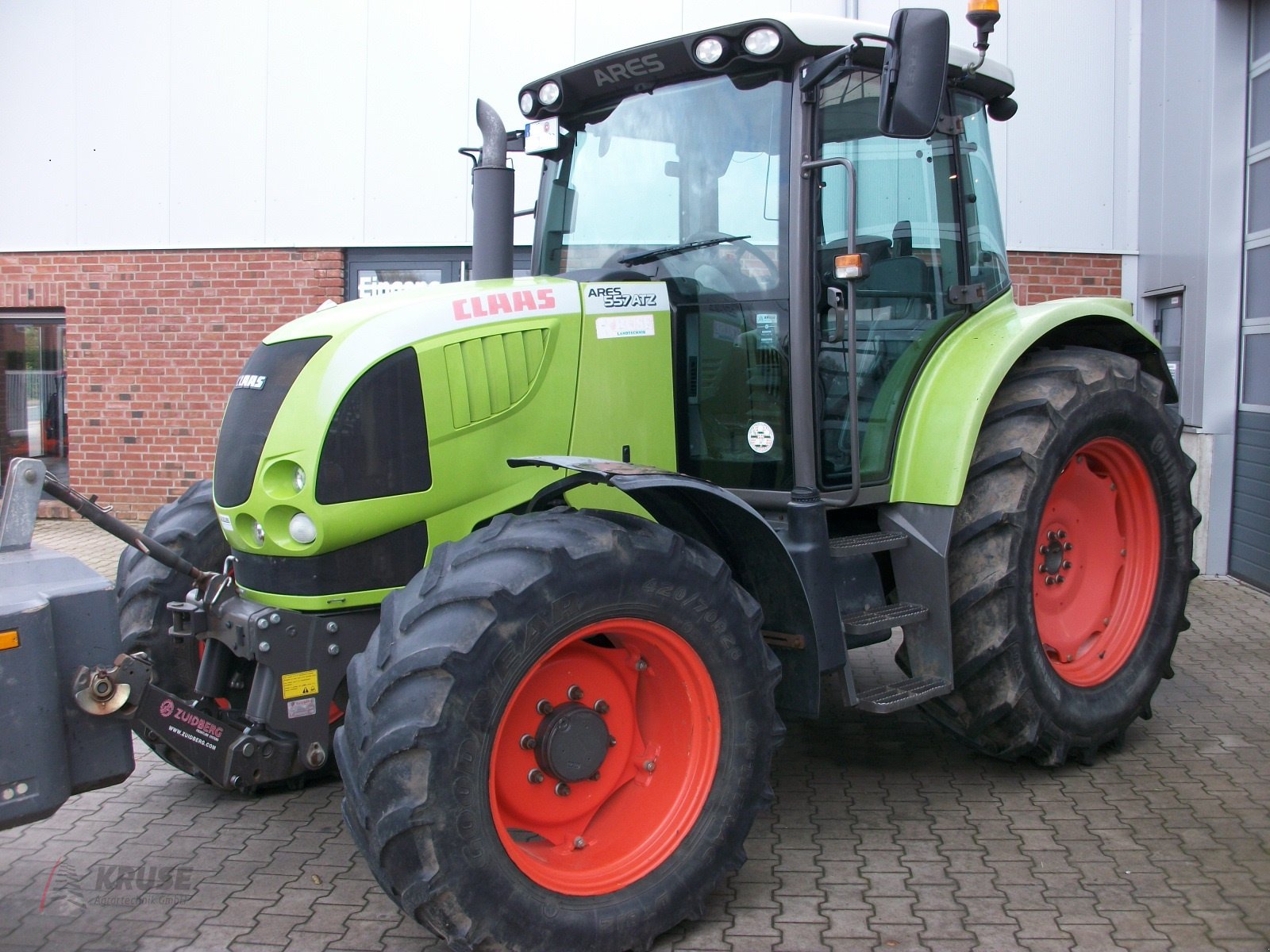 Traktor van het type CLAAS Ares 557 ATZ Comfort, Gebrauchtmaschine in Fürstenau (Foto 1)